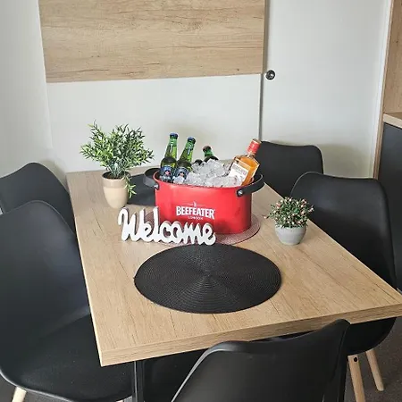 Apartment Mobile House Tina 31 *
